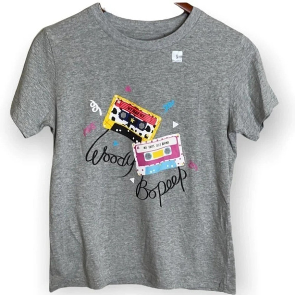 DISNEY Toy Story Uniqlo + Pixar Vacation NWT Graphic T-Shirt Grey Size S - Picture 2 of 11